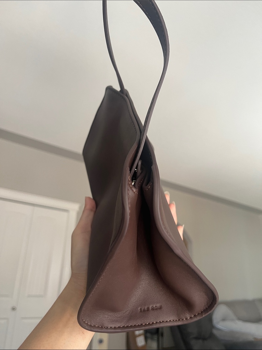 The Row Peggy Brown Leather Clutch - Inspired - Picture 10 of 13